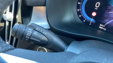 Volvo XC40 2.0 B3P Core 5dr Auto Petrol Estate